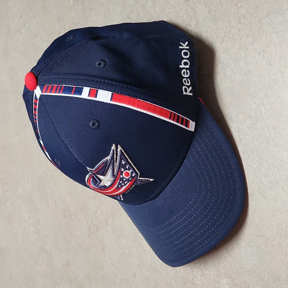 Reebok Center Ice Collection Columbus Blue Jackets Flex-fit Hat
